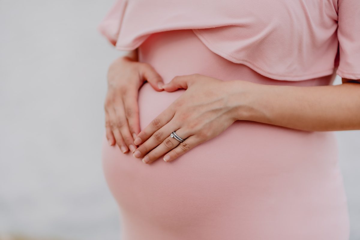 Bagajul de maternitate – Ce  trebuie să (nu) conțină?